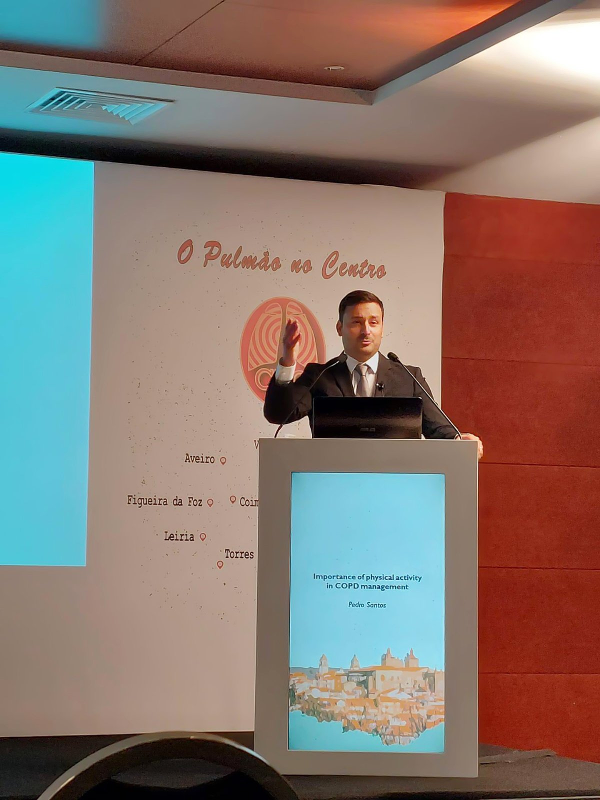 Foto -2  Dr. Pedro Silva Santos - Congresso de Pneumologia Centro Ibéricoo Foto -2  Dr. Pedro Silva Santos - Congresso de Pneumologia Centro Ibérico